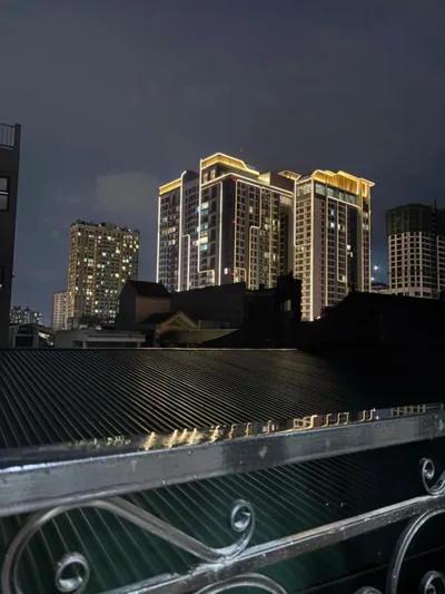 Light filled Apartment-City view – Photos 9